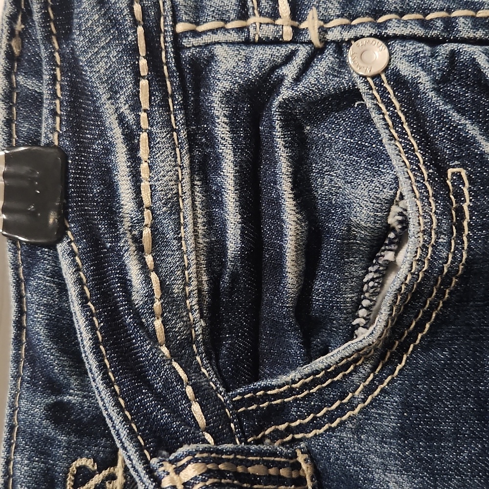 Almost Famous Women's Blue Jeans - Picture 4 of 10